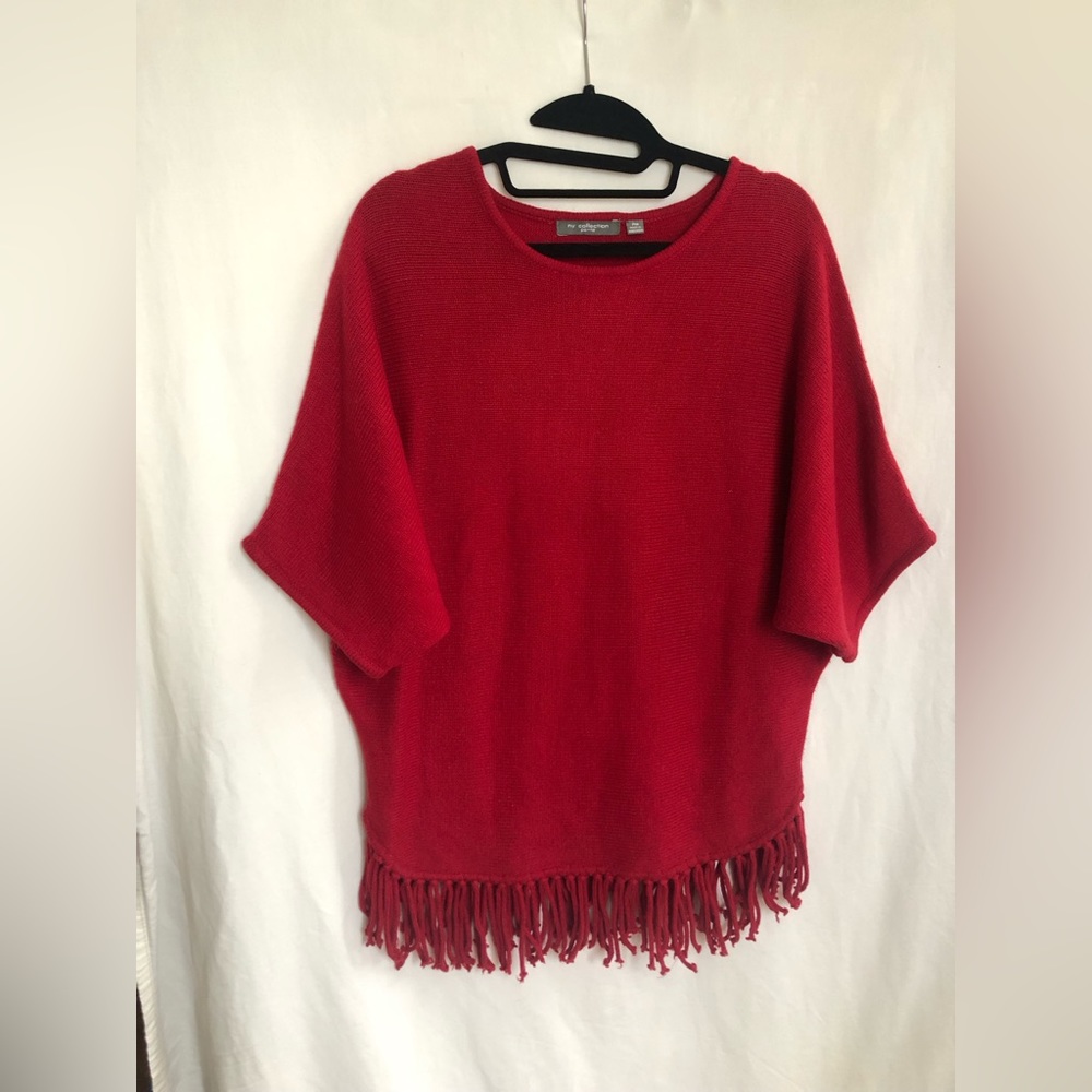 Red knit bat wing sleeve fringe blouse